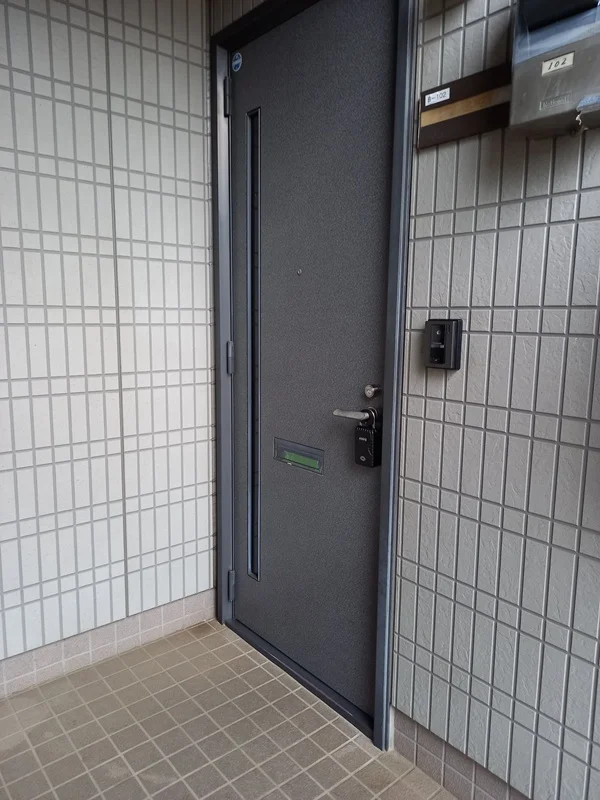 玄関ドア
