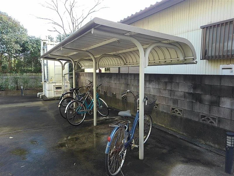 駐輪場完備