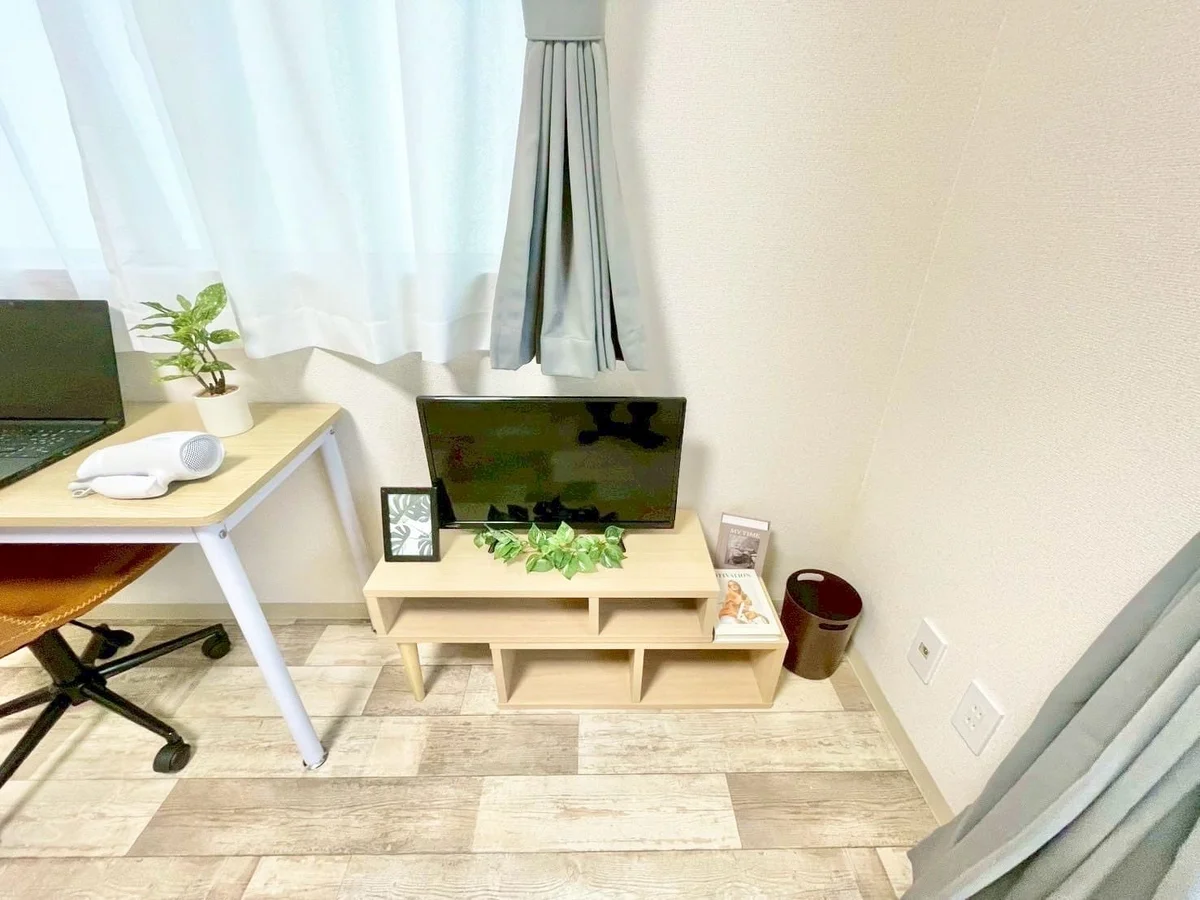 ※撮影用の観察植物・食器調理器具・雑貨類等はございません。※写真は現況優先