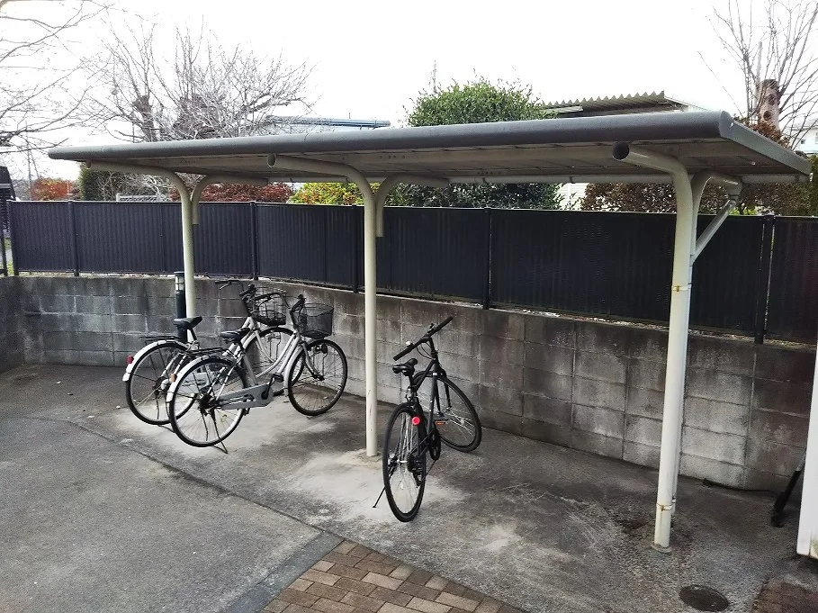 駐輪場完備です。