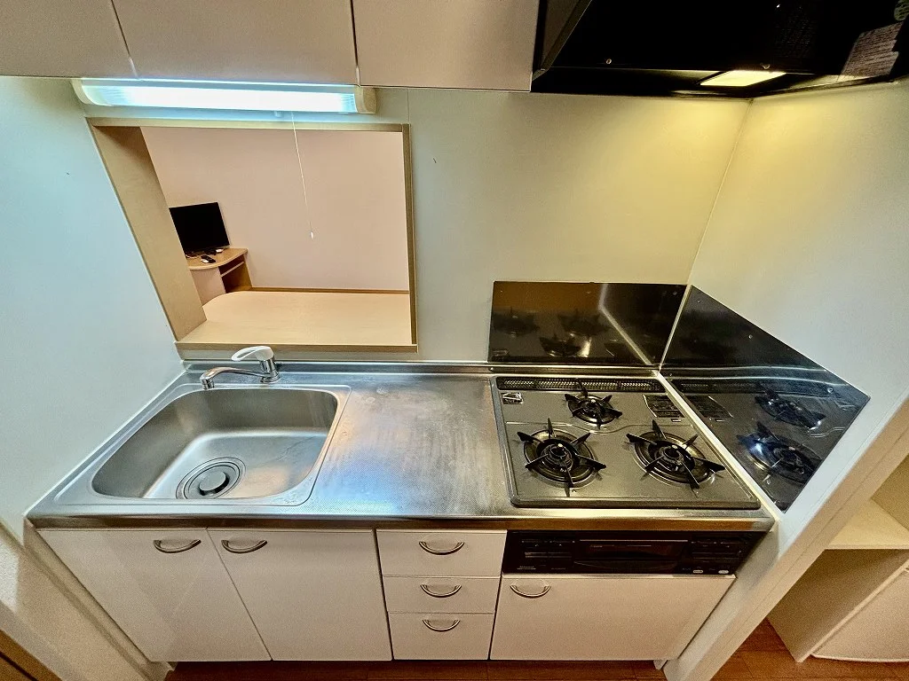 設備・仕様は号室により異なる為、現況を優先いたします。