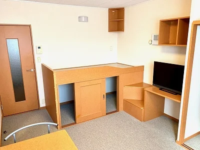 ハイベッドタイプのお部屋です