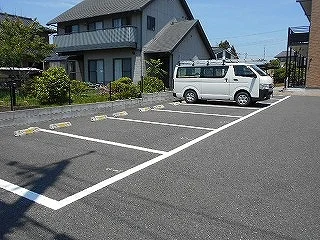 駐車場は14台分ご用意しております。