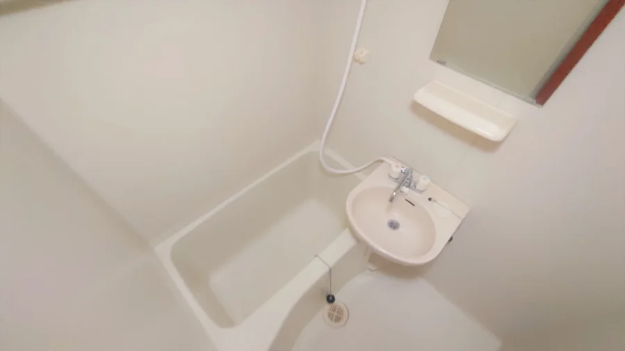 設備・仕様は号室により異なる為、現況を優先いたします。