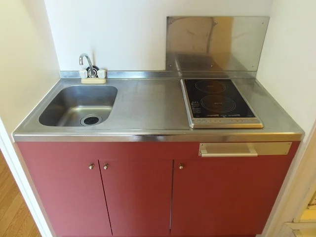 電気コンロ完備です（お部屋によってメーカー等異なります）