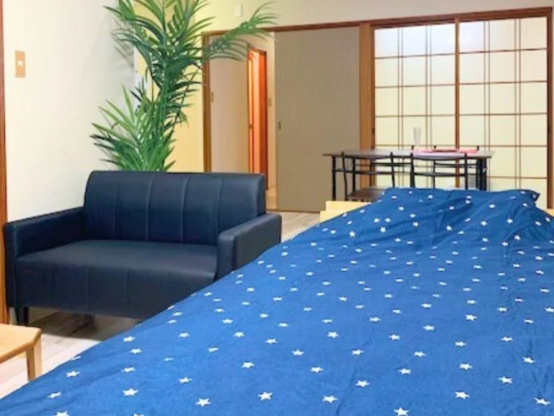 ※撮影用の観葉植物・雑貨類等はございません。