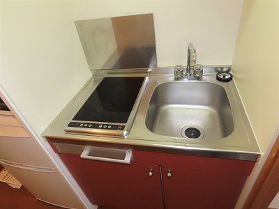 2口の電気コンロまたはIHコンロとなります