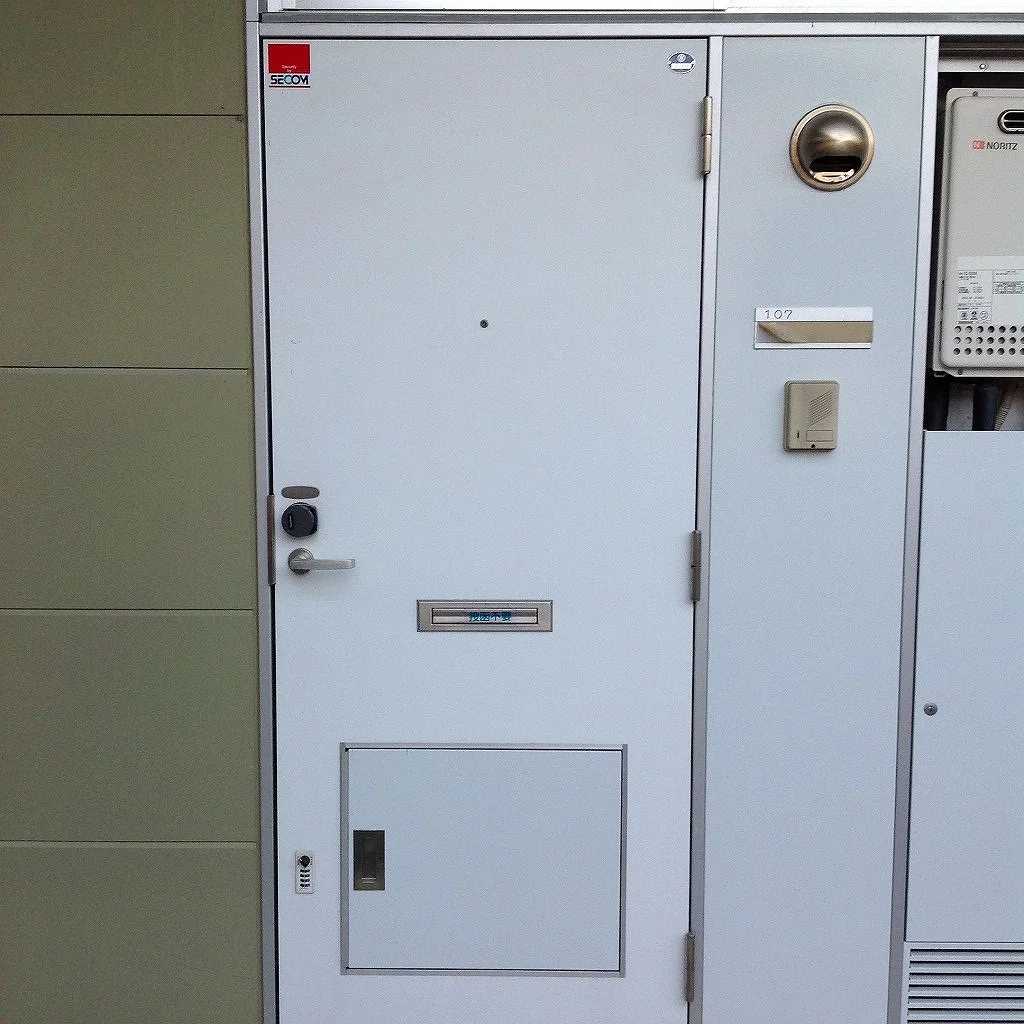 宅配ボックス付き♪