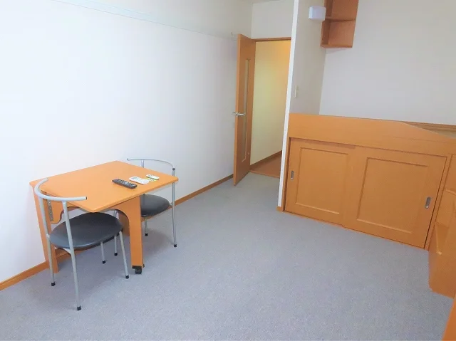 家具家電が備え付けのお部屋です