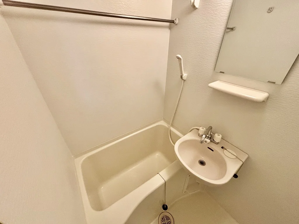 設備・仕様は号室により異なる為、現状を優先いたします。