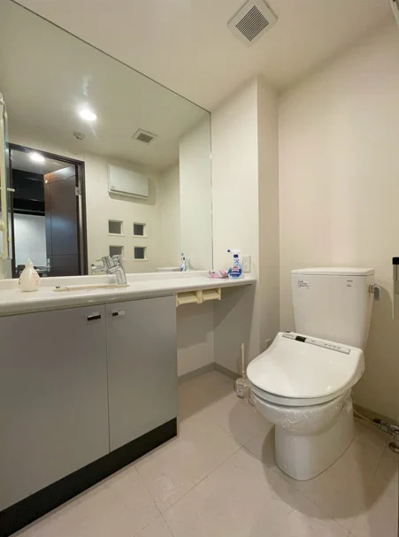 独立洗面台　トイレ