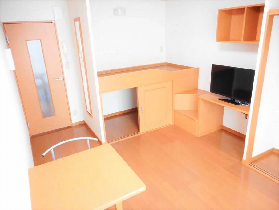 ハイベッドタイプのお部屋です