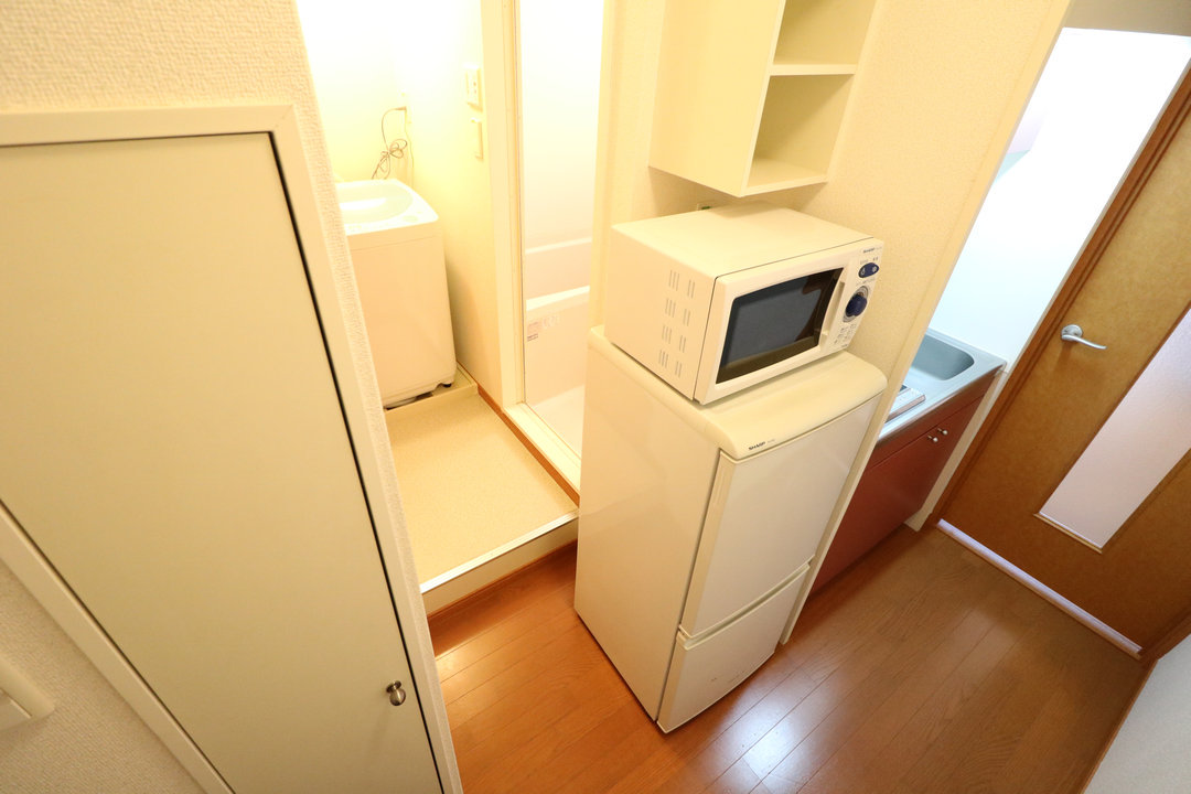 大型家具家電付きにより初めての一人暮らしの方も安心！