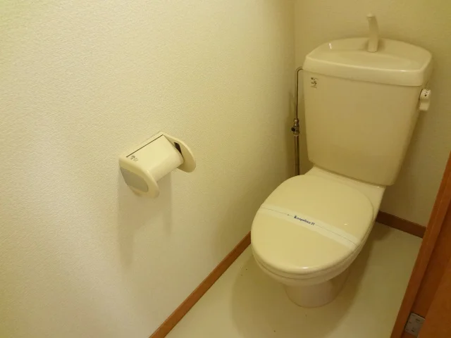 風呂トイレ別！