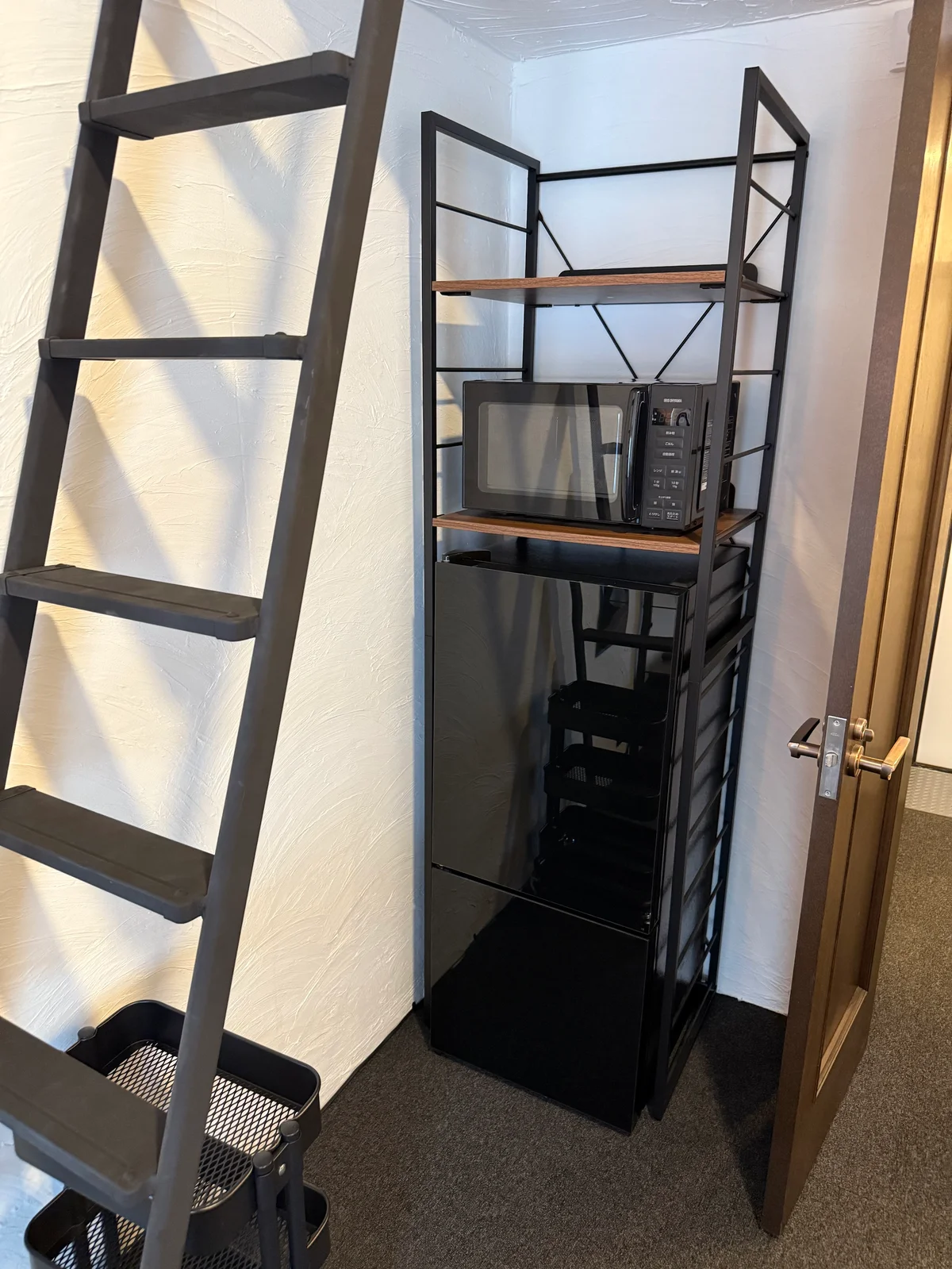 冷蔵庫、電子レンジ