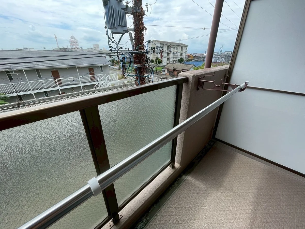 ※撮影用の観察植物・食器調理器具・雑貨類等はございません。※写真は現況優先