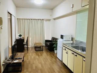 ※撮影用の観葉植物・雑貨類等はございません。