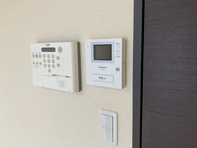 モニター付きインターホン