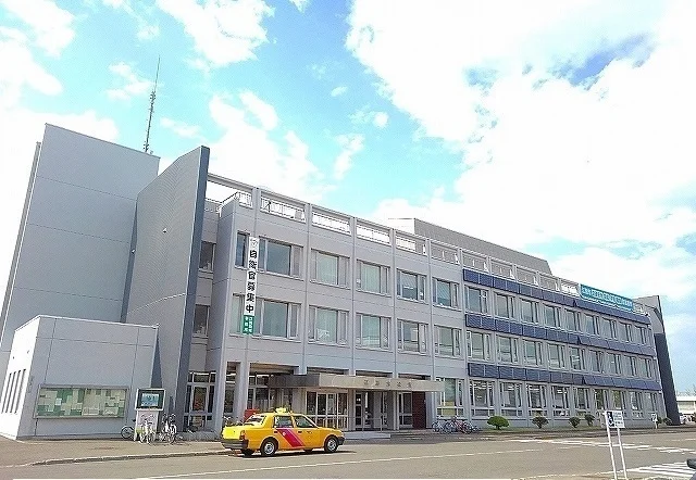 江別市役所まで1200m