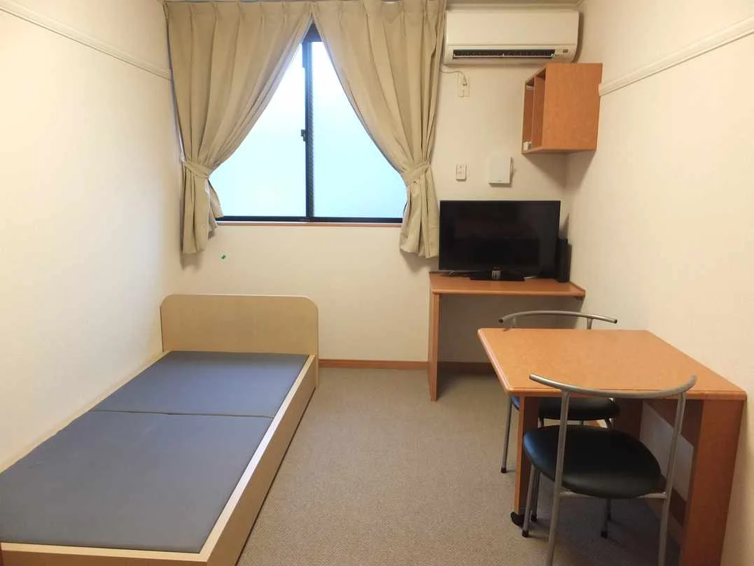 2F　仕様、設備は現況と異なる場合があります。