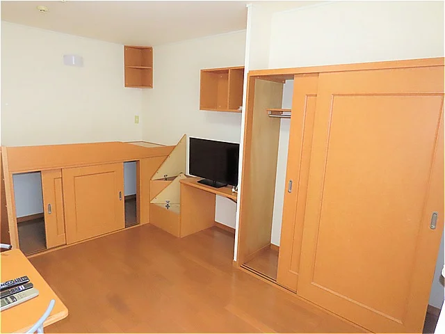 クローゼット、ベッド下収納あり