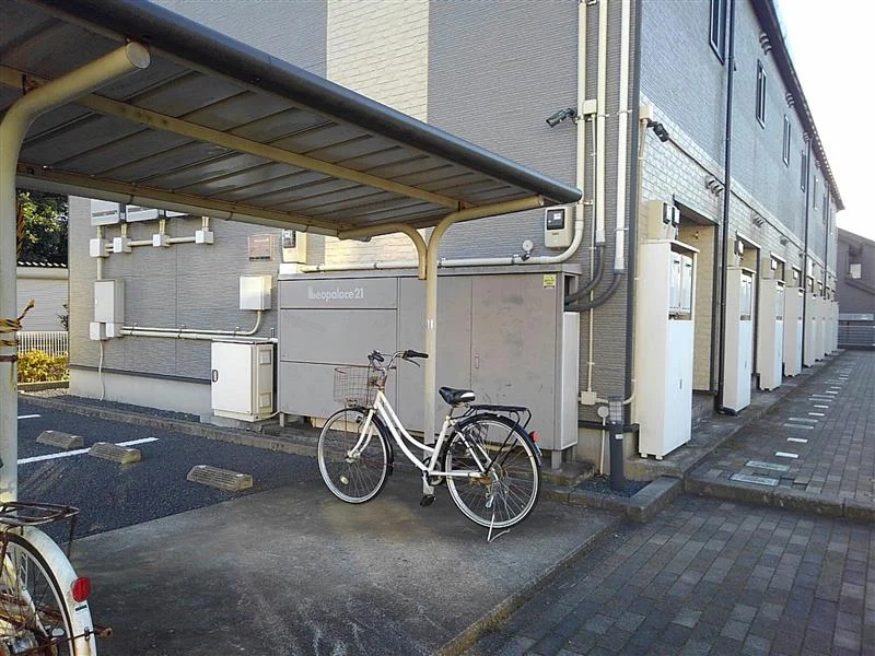 駐輪場完備