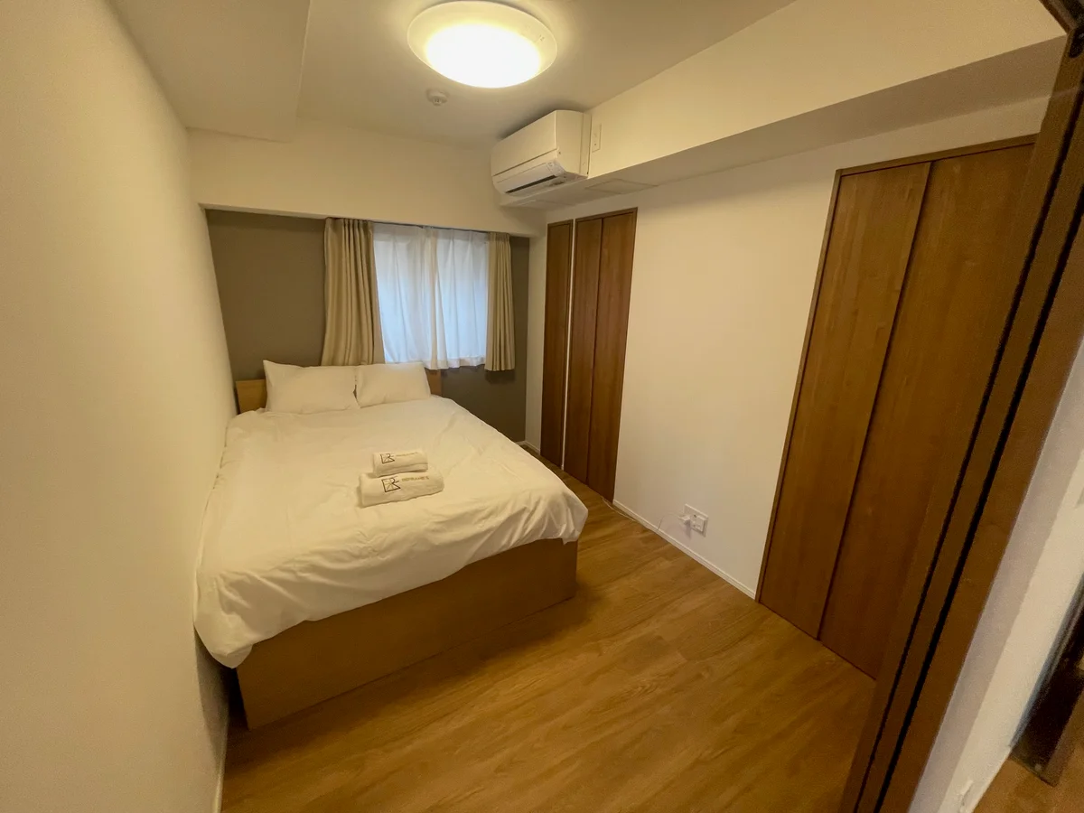 ダブルベッド完備