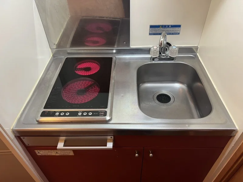 コンロは２口コンロです。