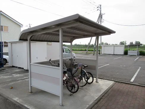 屋根付き駐輪場