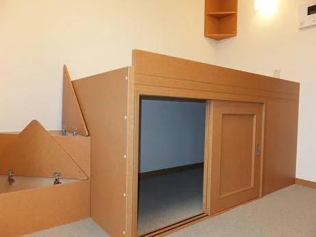 ベット下　収納