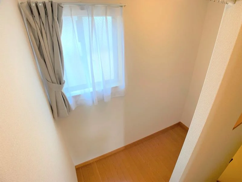 (2F)設備・仕様は号室により異なる為、現況を優先致します。