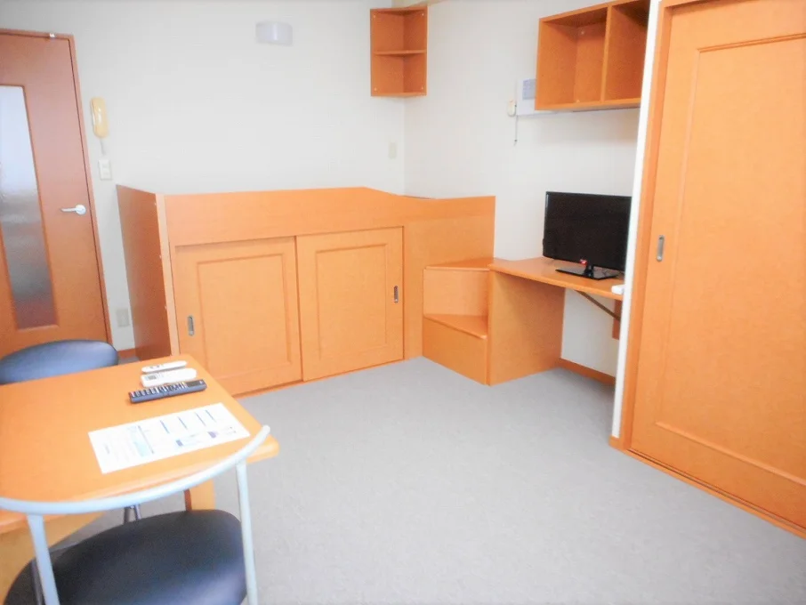 ハイベッドタイプのお部屋です