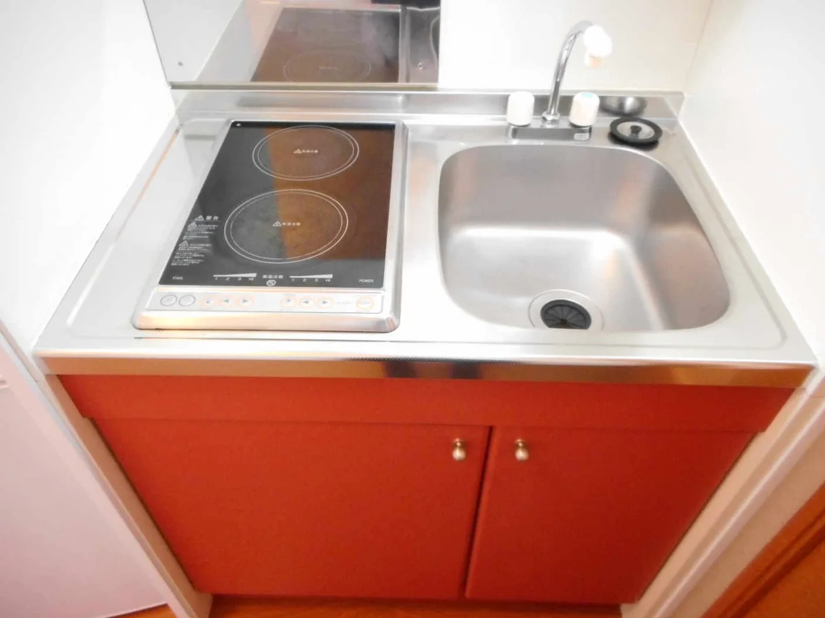 2口の電気コンロまたはIHコンロとなります