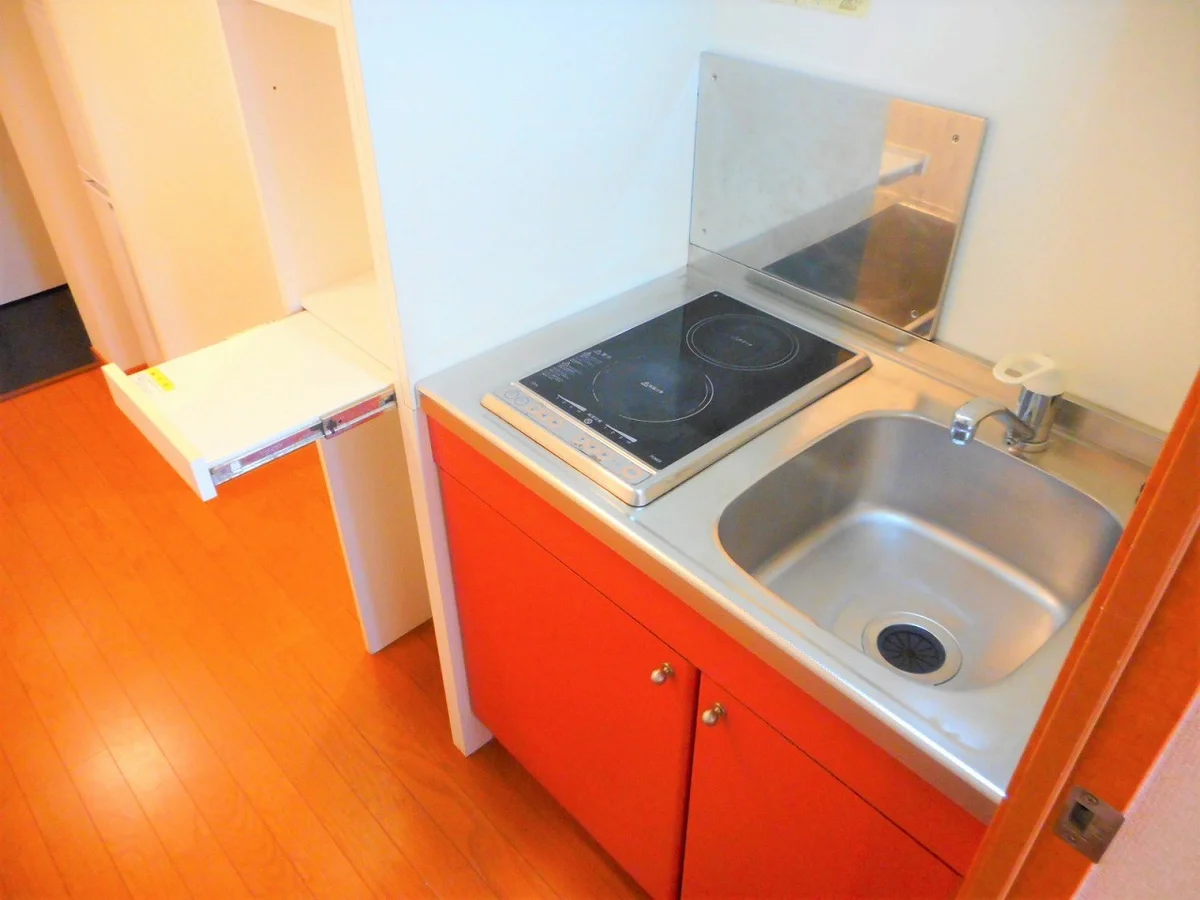 2口の電気コンロまたはIHコンロとなります