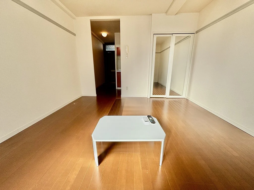 １階　部屋（家具家電有）