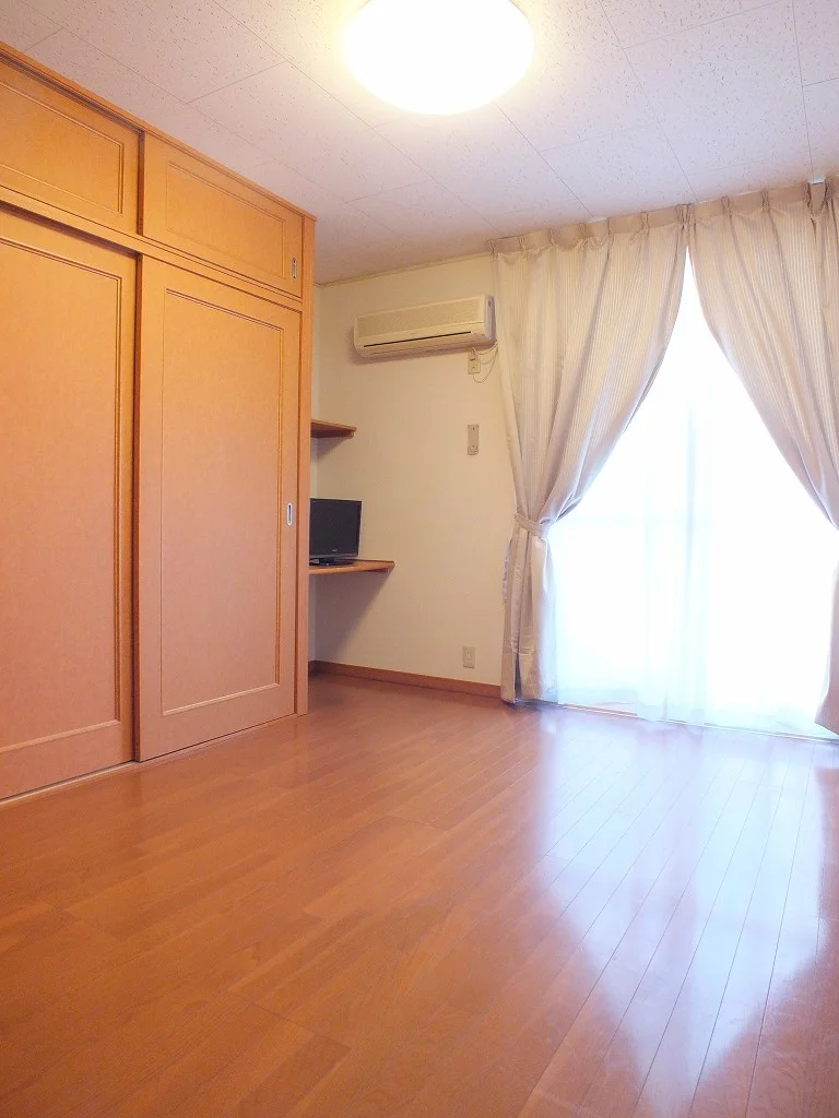 掃除も簡単フローリング