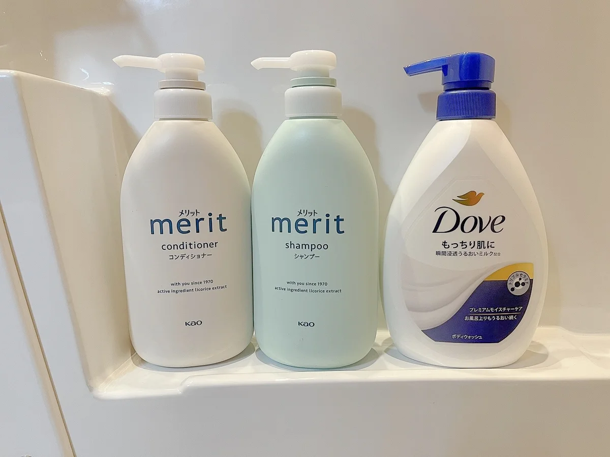 ボディソープ、シャンプー、コンディショナーをご用意しています。すぐに買いに行かなくても大丈夫です☆