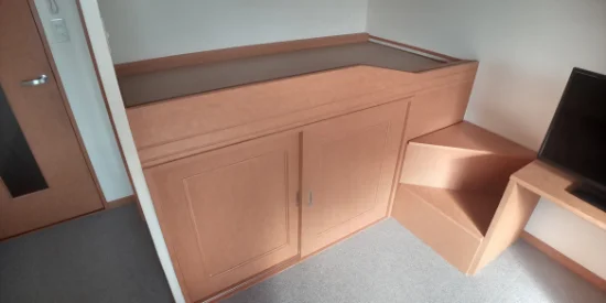 収納つきベット