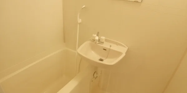 設備仕様は号室により異なる為、現況を優先致します。