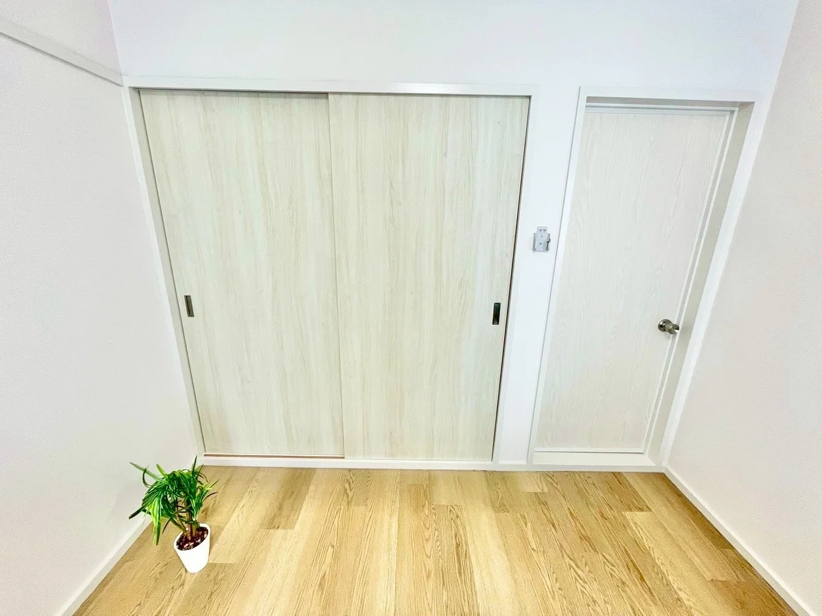 ※撮影用の観察植物・食器調理器具・雑貨類等はございません。※写真は現況優先