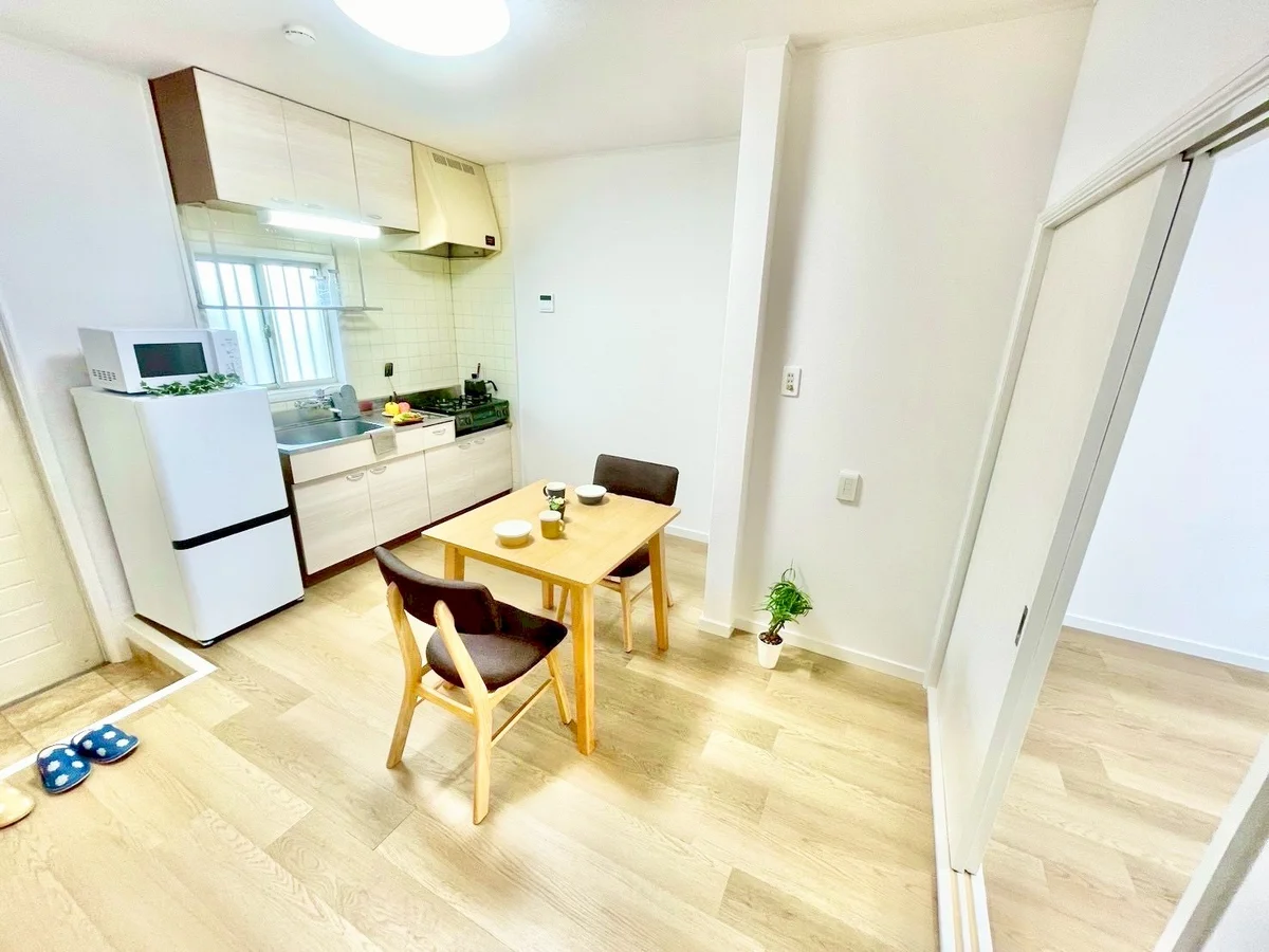 ※撮影用の観察植物・食器調理器具・雑貨類等はございません。※写真は現況優先