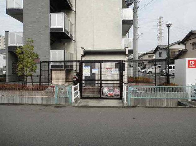 ゴミ置き場