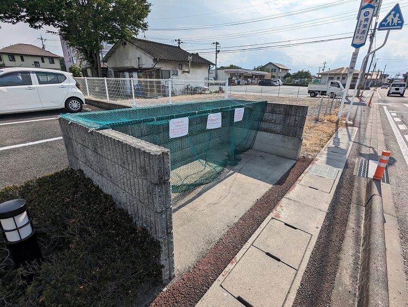 ごみ置場