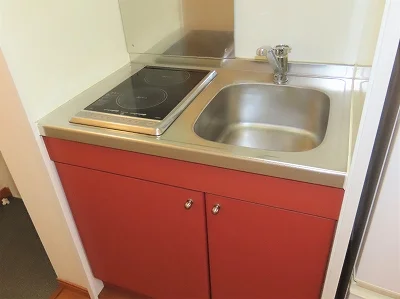 2口の電気コンロまたはIHコンロとなります