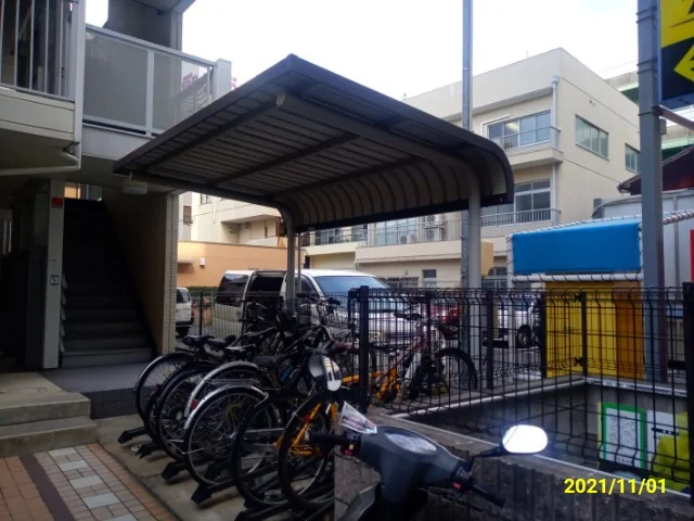 屋根付き駐輪場