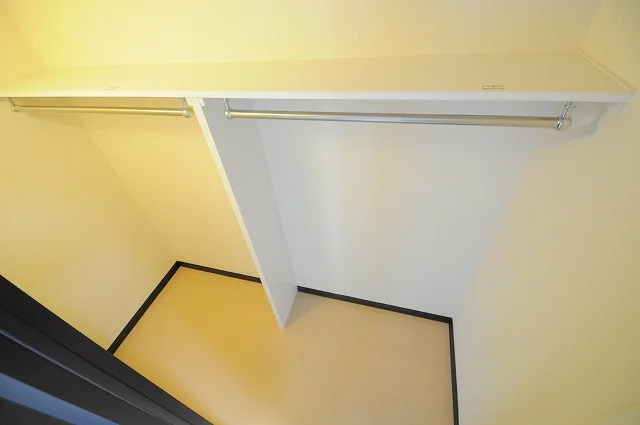 ウォークインクローゼット※写真は同タイプ物件のサンプルです。