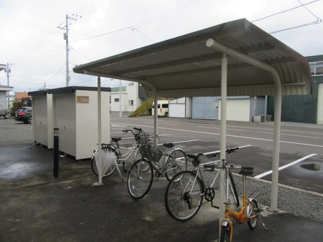 屋根付き駐輪場