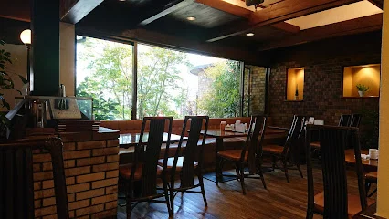 カフェ&グリル 北欧館まで徒歩2分