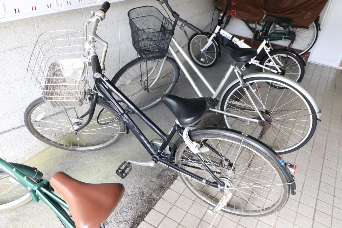 駐輪スペースあり　高知駅へのアクセスで自転車を利用したり、原付を利用して職場などへ通勤にも便利！