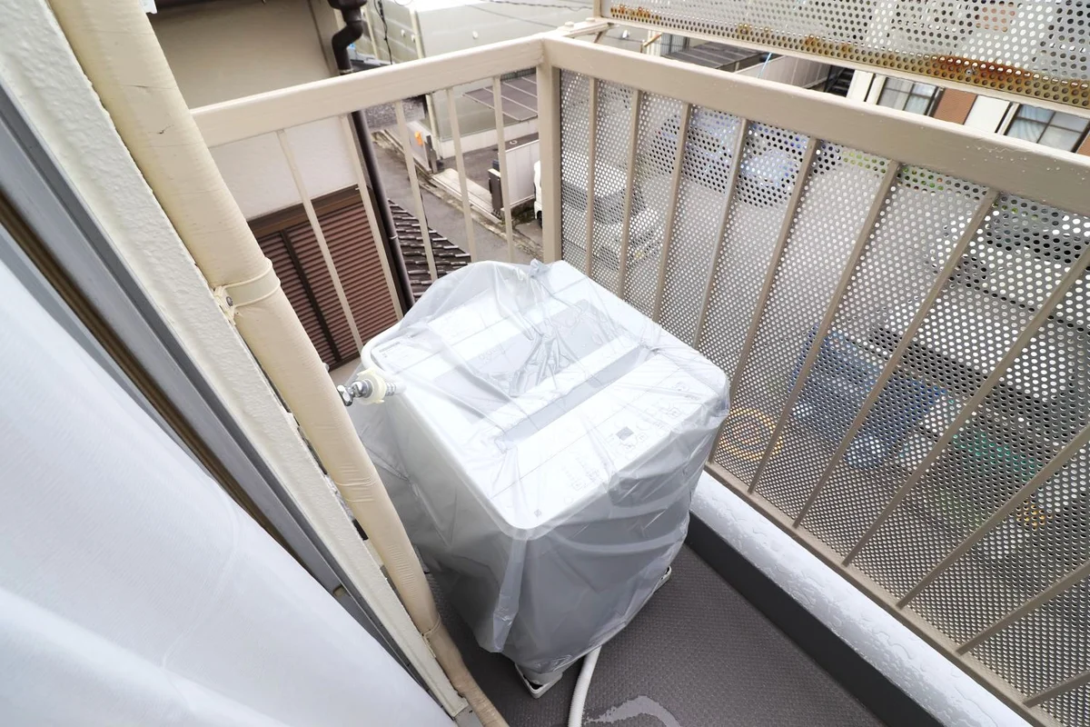 長期マンスリーには便利な洗濯機！衣類やシーツなども洗え　ビジネスホテルなどよりも便利で家計にも良い設備！